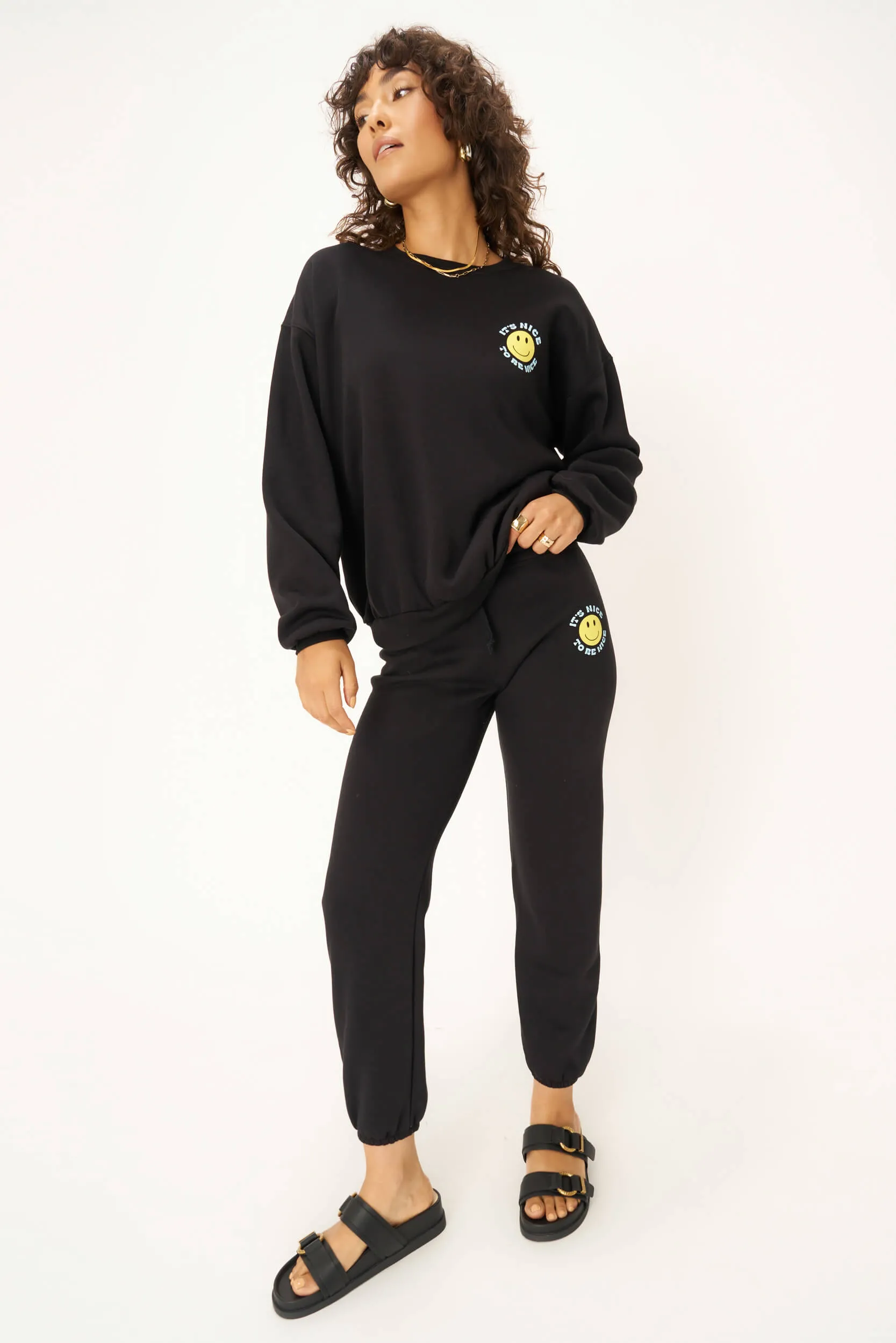 Be Nice Smiley Sweatshirt - Black