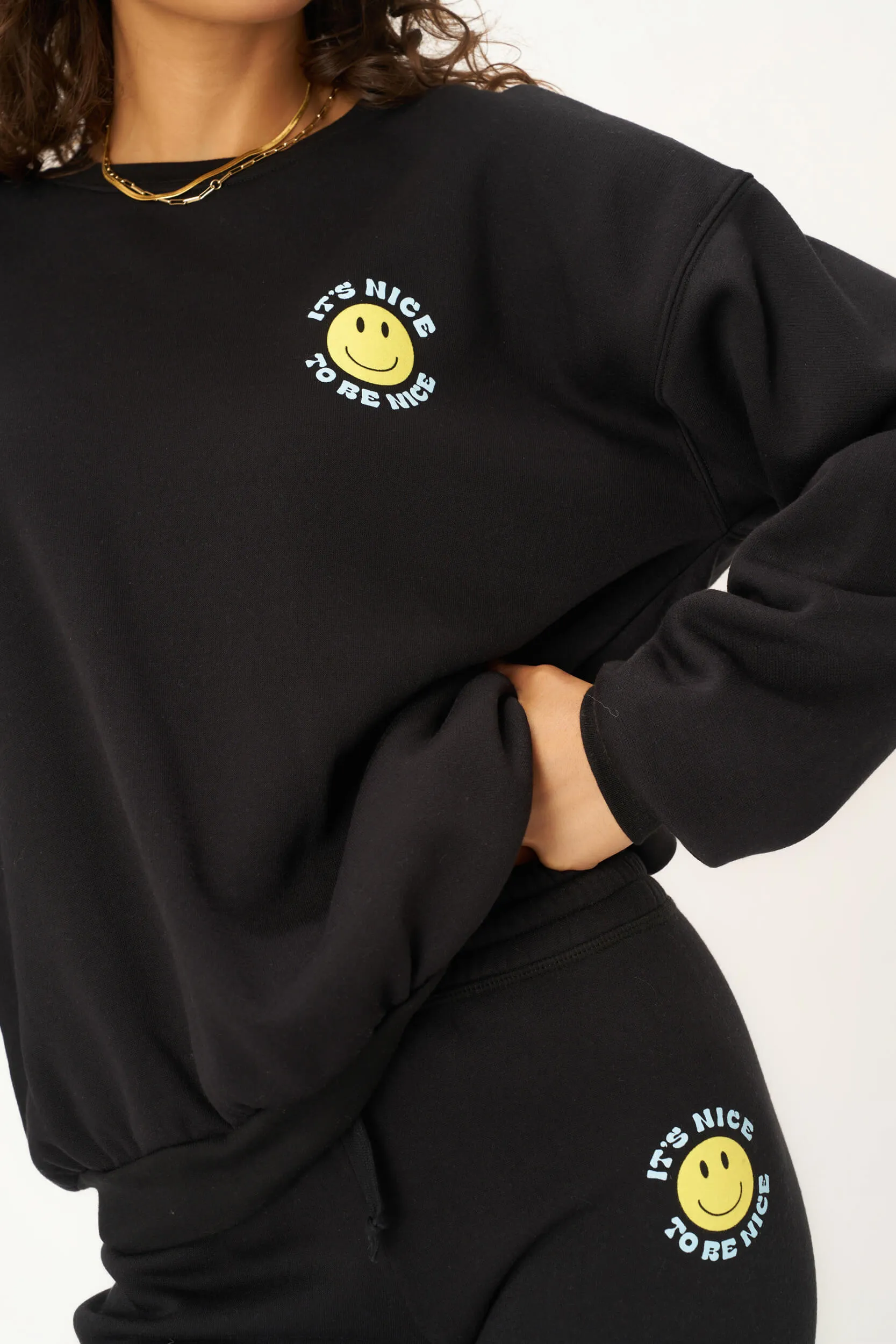 Be Nice Smiley Sweatshirt - Black