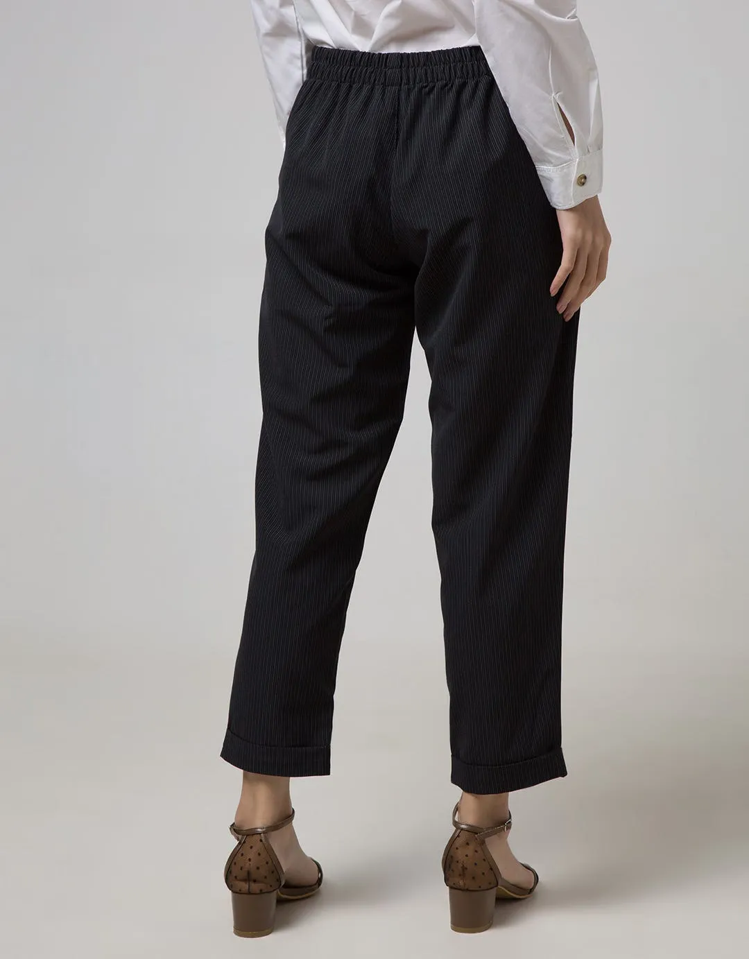Details Chinos Pants Tapered Hounds With Tali And Rolled Up