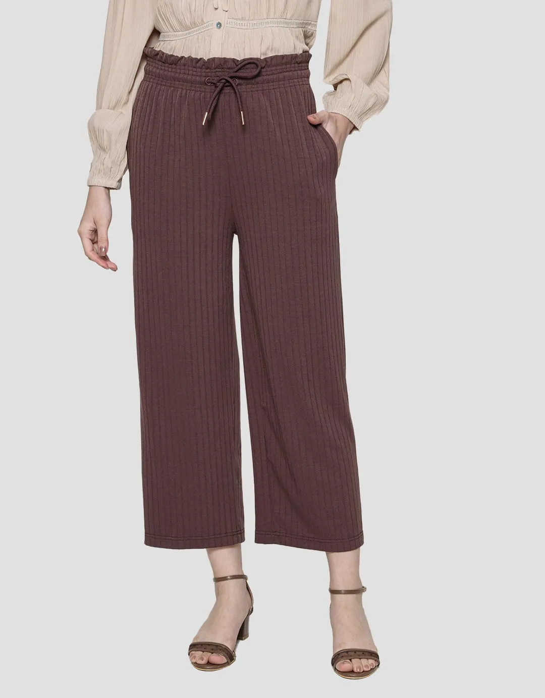 Details Elastic Waist Celana Panjang Wanita