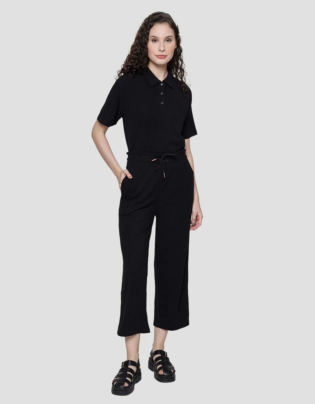 Details Elastic Waist Celana Panjang Wanita