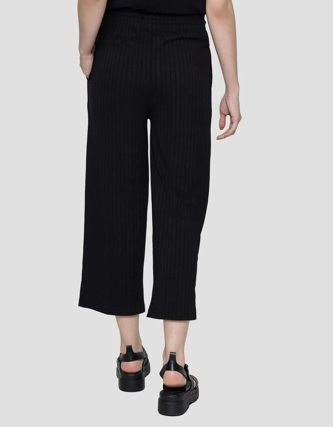 Details Elastic Waist Celana Panjang Wanita