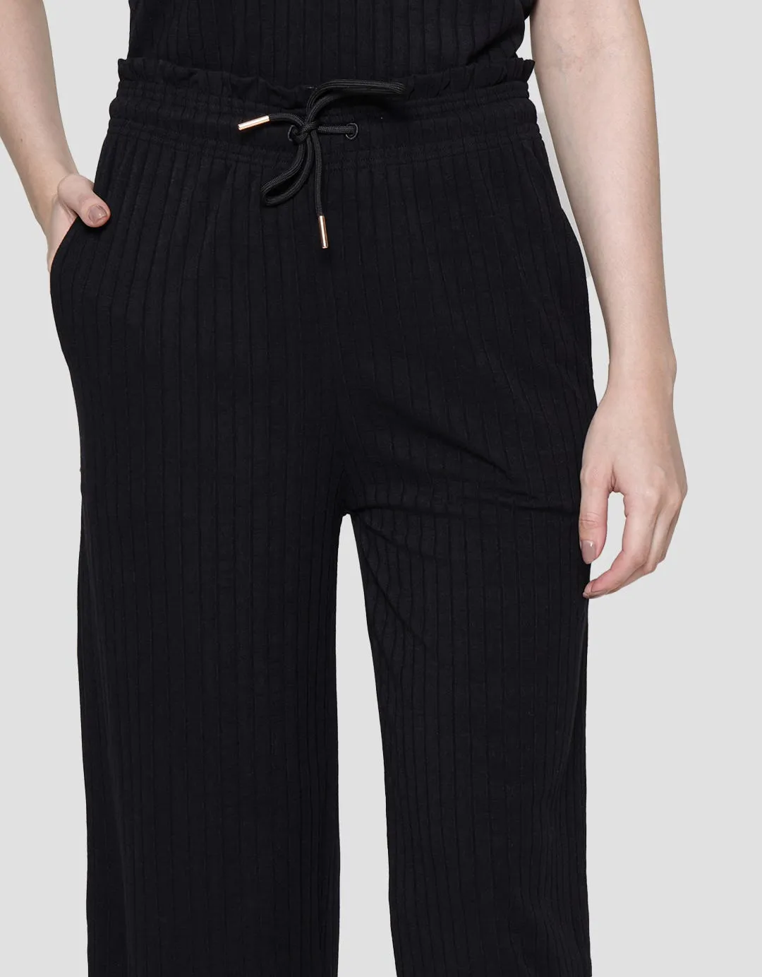 Details Elastic Waist Celana Panjang Wanita