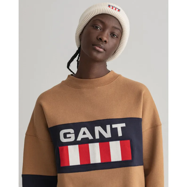 GANT Retro Logo Block Crew Neck Sweatshirt 4200630