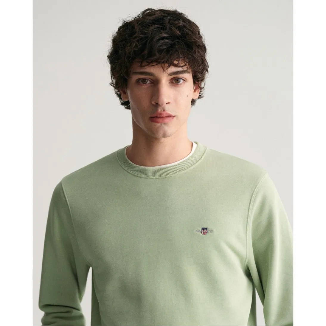 GANT Shield Crew Neck Sweatshirt Milky Matcha 2006065