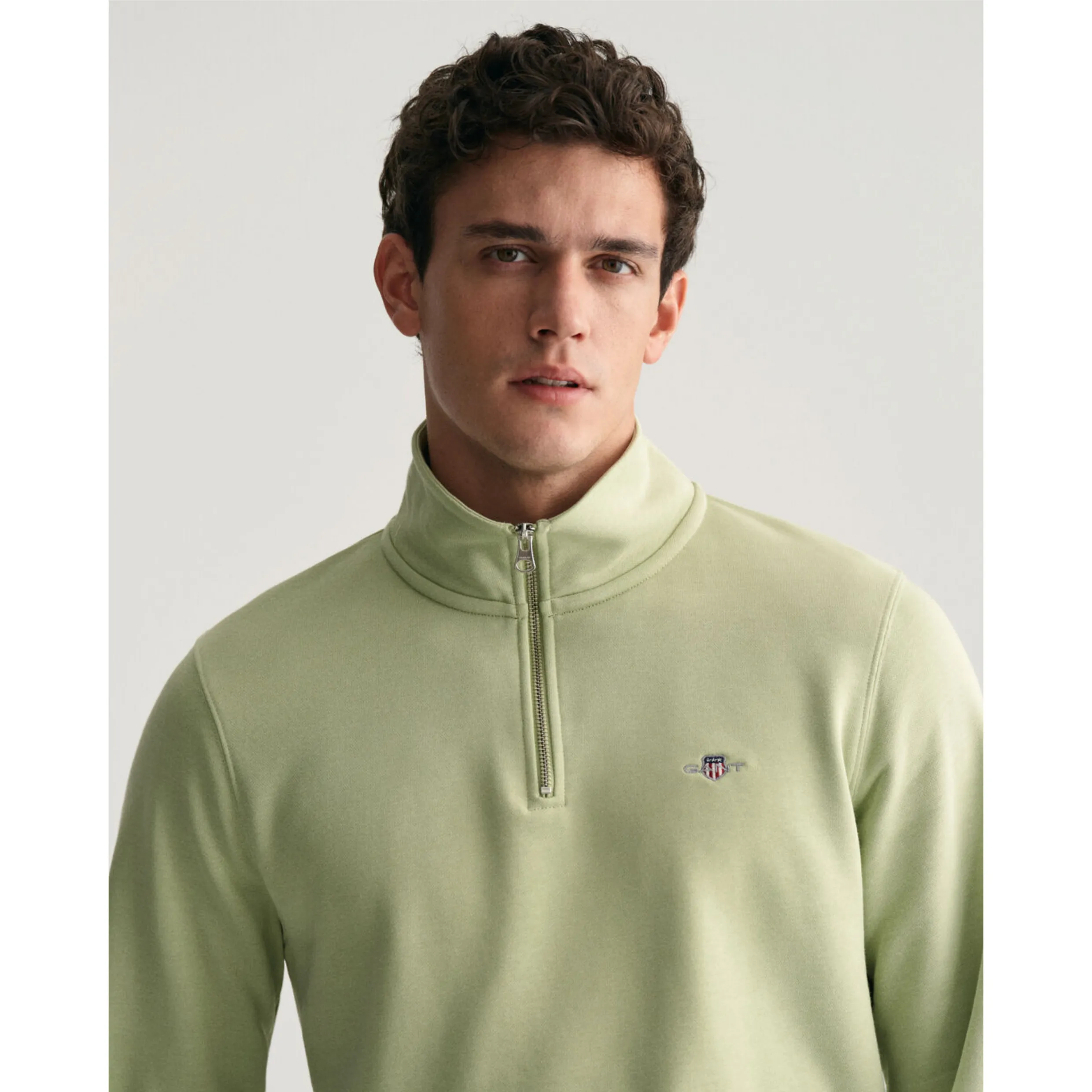 GANT Shield Half-Zip Sweatshirt Milky Matcha 2008005