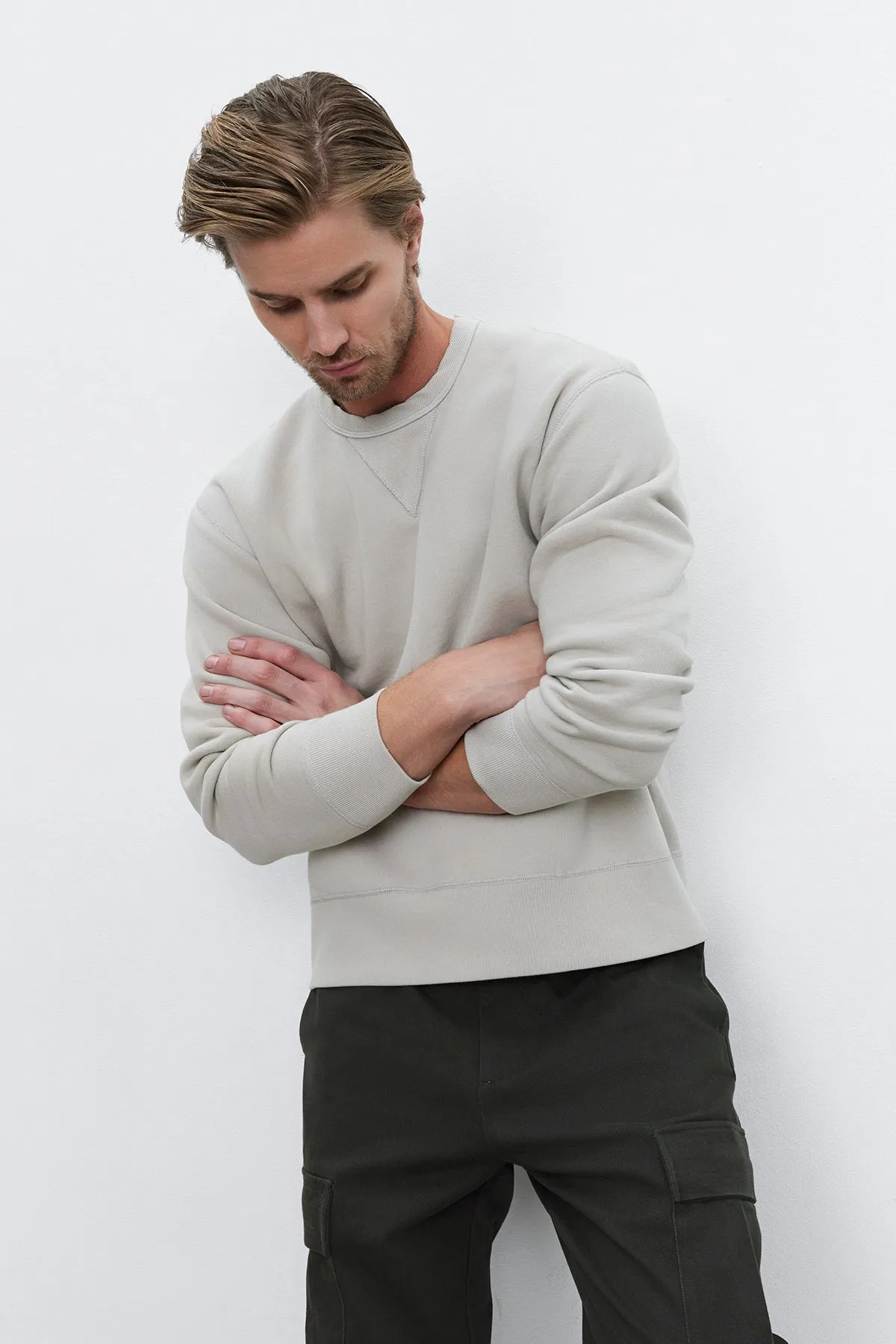 ISAMU SWEATSHIRT
