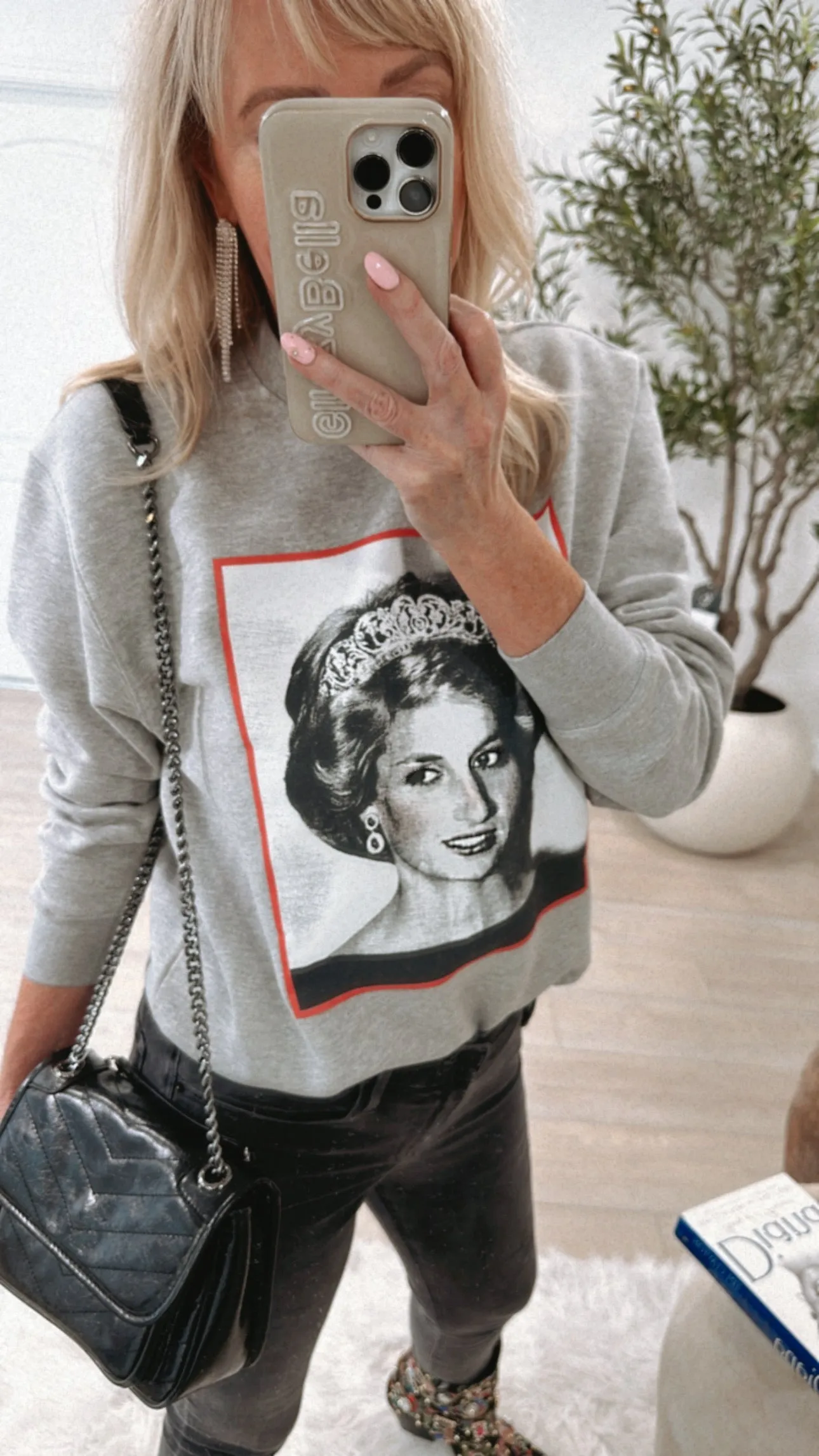 “Lady Di” Oversized Sweatshirt in 3 colors, size S-XL!