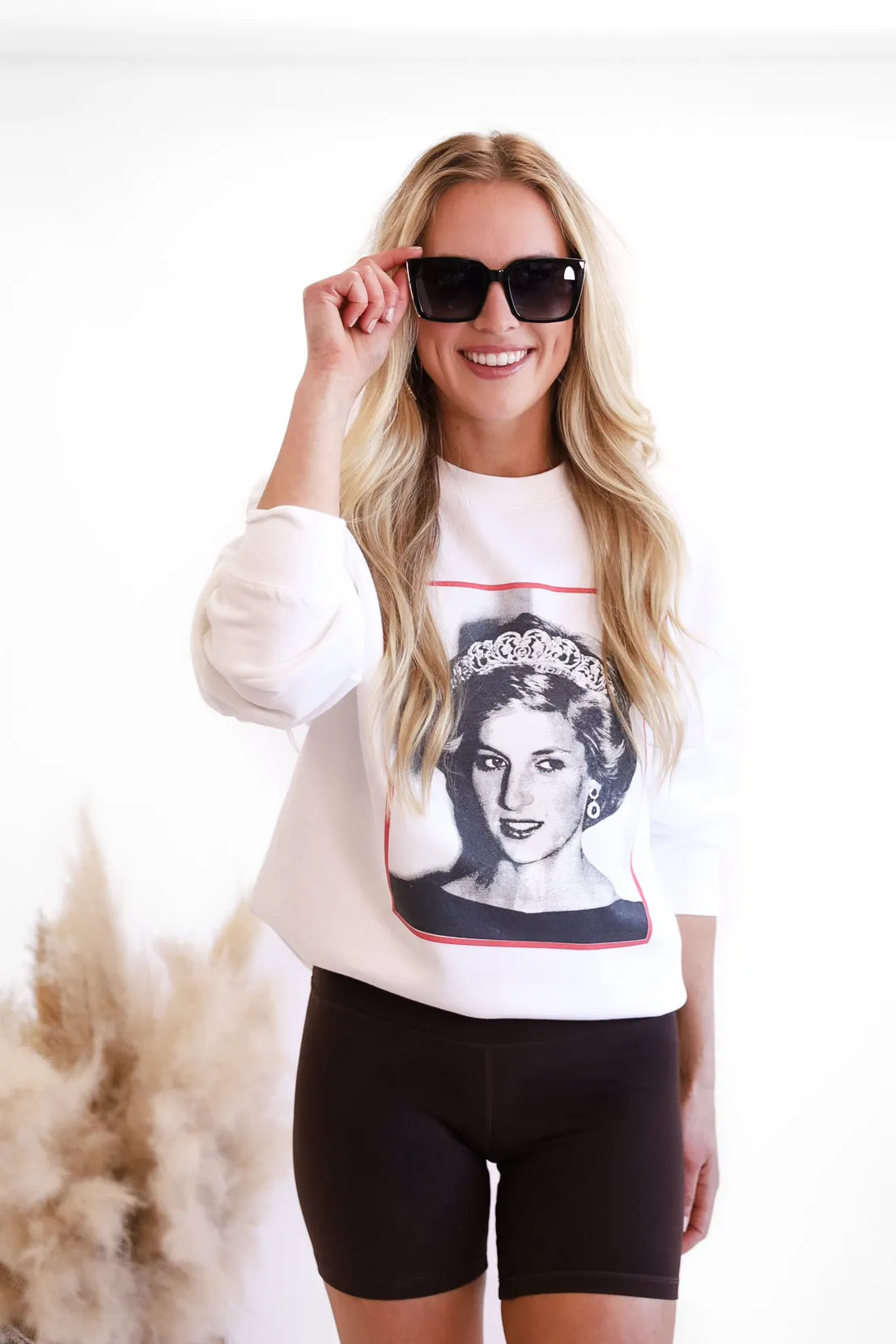 “Lady Di” Oversized Sweatshirt in 3 colors, size S-XL!