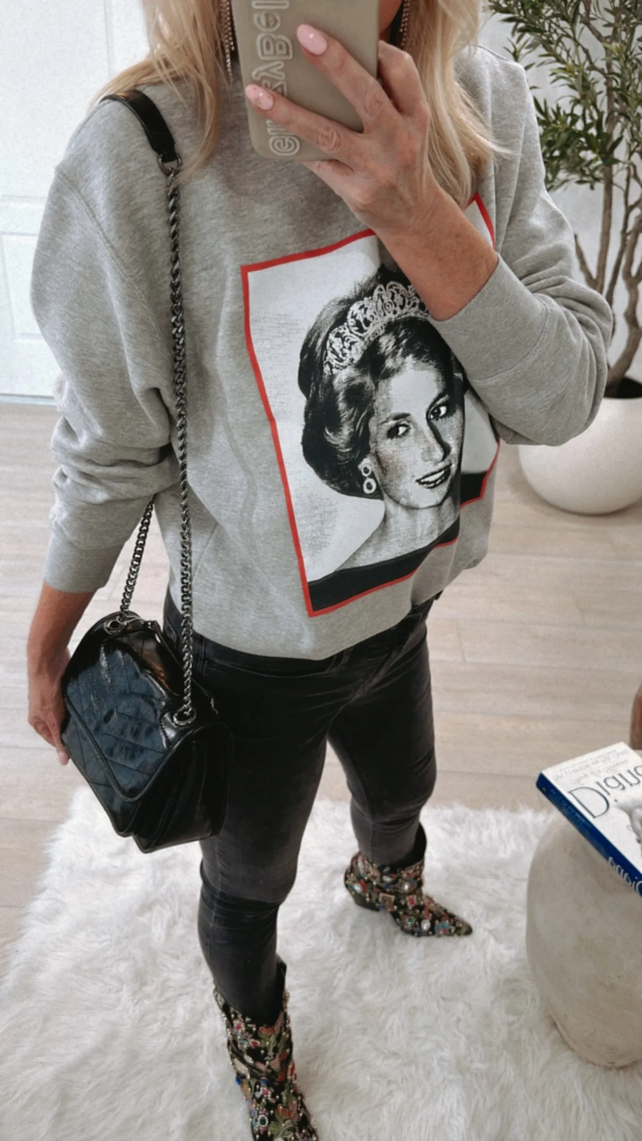 “Lady Di” Oversized Sweatshirt in 3 colors, size S-XL!