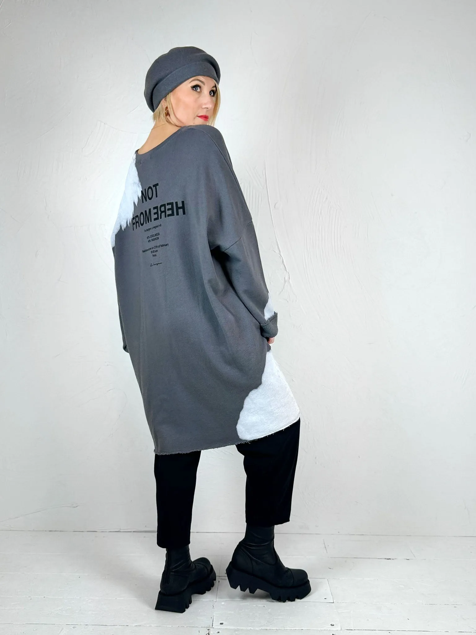 Liv Bergen L.A Bleached Oversized Sweater- 2 Colours