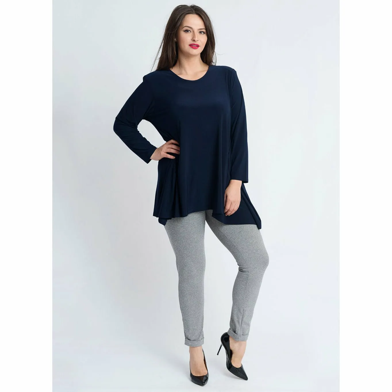 Magna Long Sleeve Pocket Tunic in Navy
