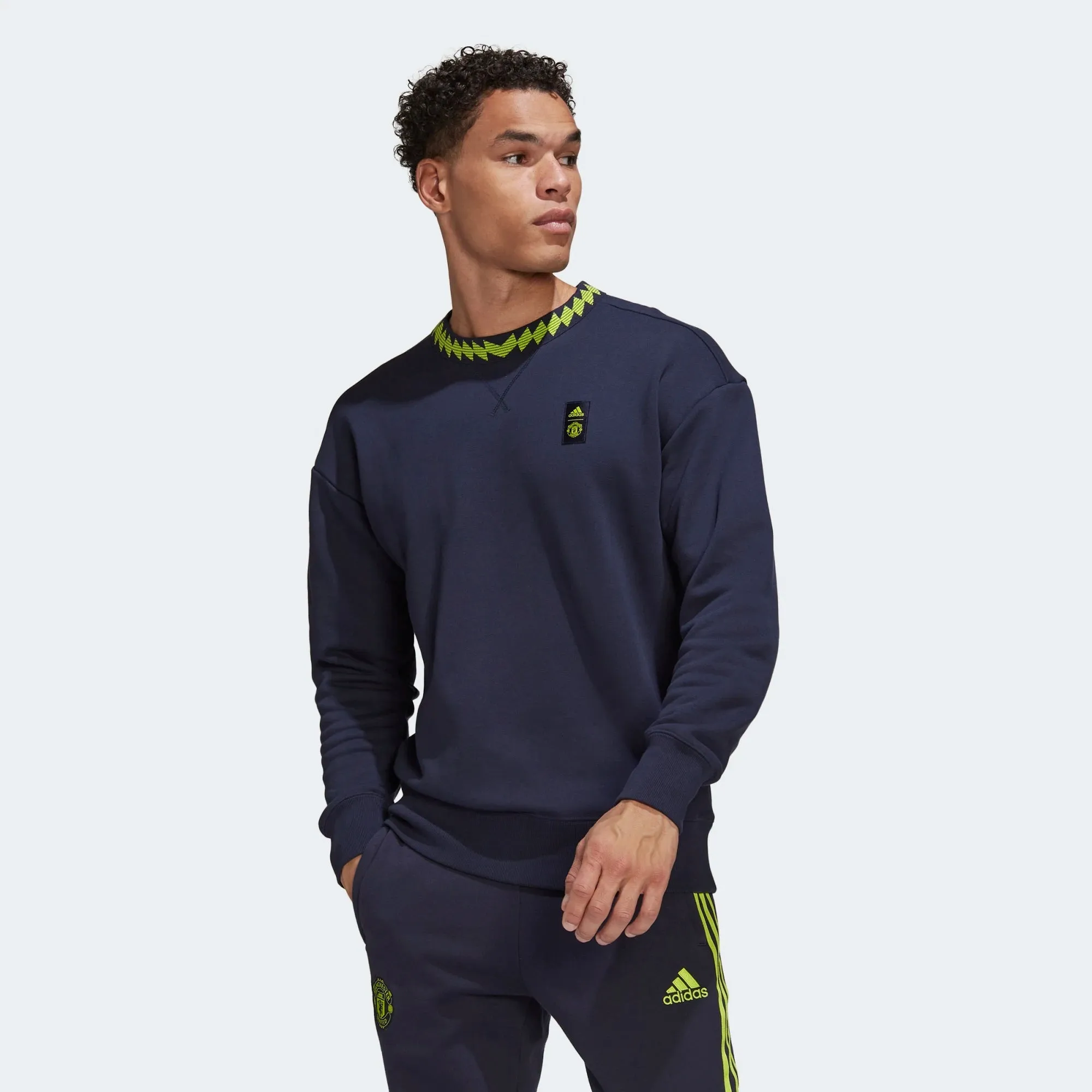 Manchester United Lifestyler Crew Sweatshirt