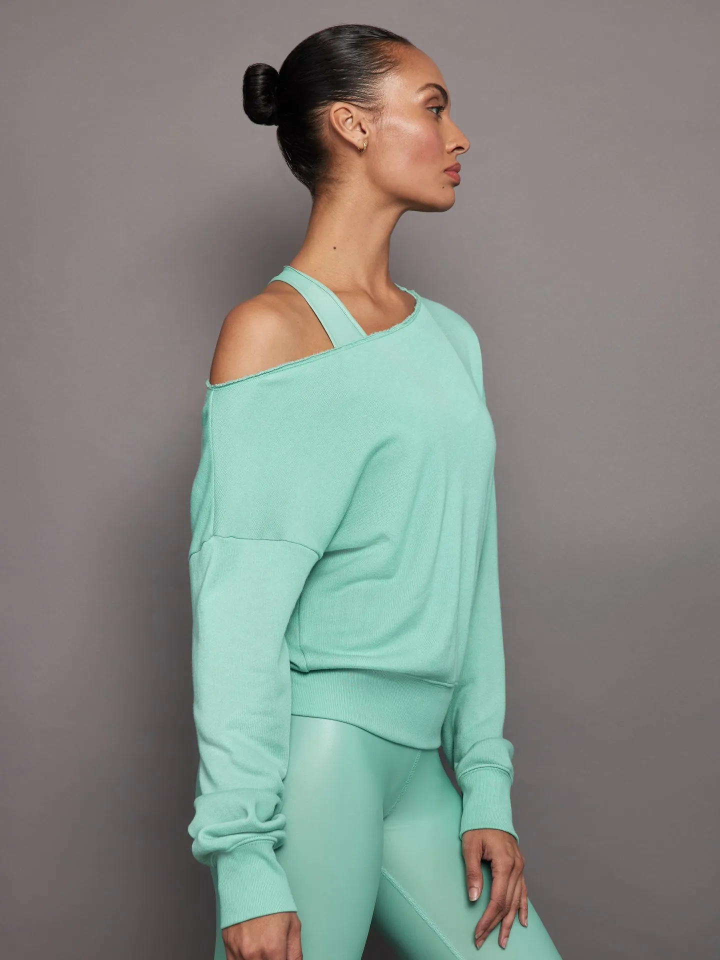 Off Shoulder Sweatshirt in French Terry - Wasabi