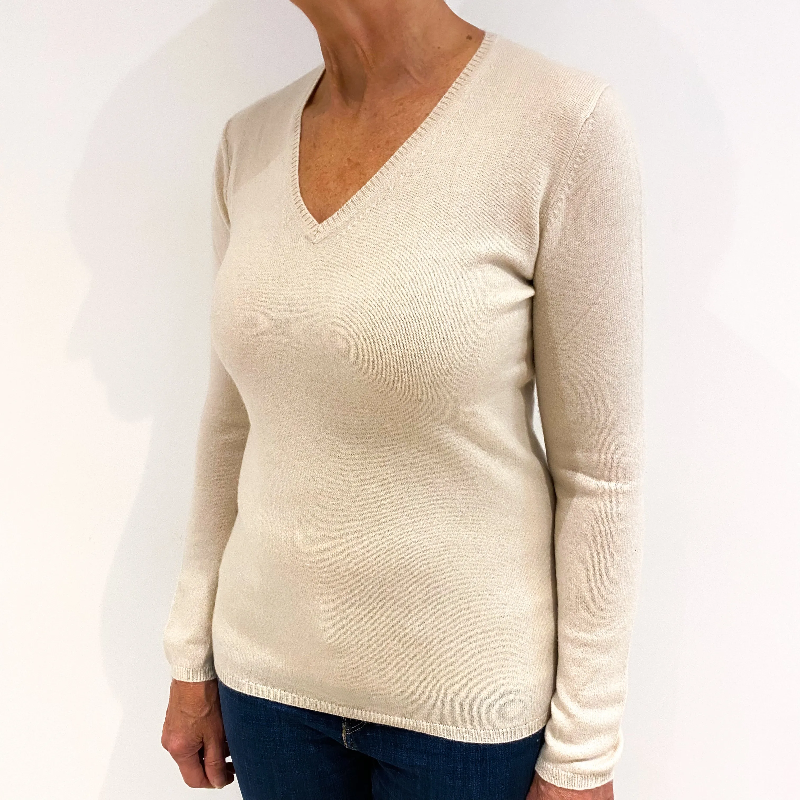 Soft Beige Cashmere V-Neck Jumper Medium