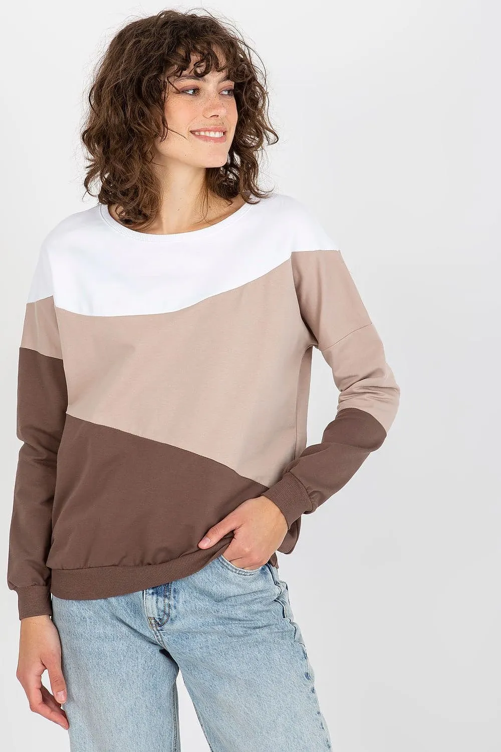 Sweatshirt model 185962 Relevance